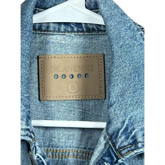 Blank NYC Heavily Distressed Raw Hem Denim Jean Jacket Women's Size Small - Picture 6 of 10